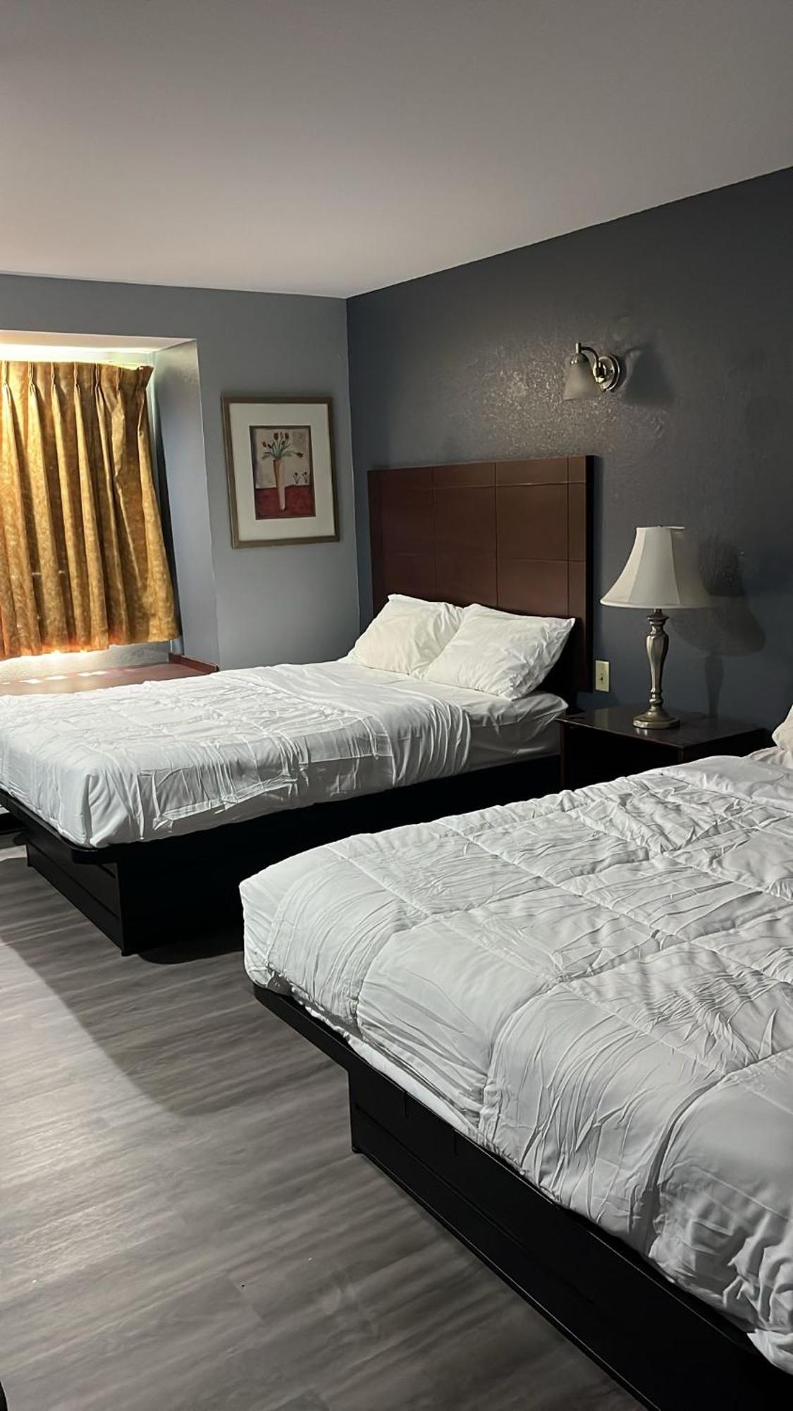 Blisspoint Inn & Suites, Northwood Kültér fotó
